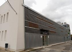 Fachada del Auditorio Trinquete, en Mélida